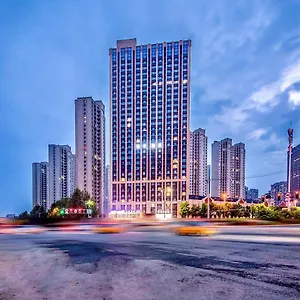 Mercure West Railway Station 4* Harbin