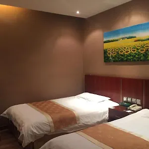 Hotel Super 8 Long Ta 3*